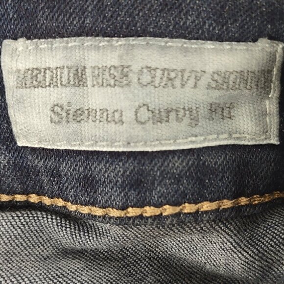 Guess 1981 Los Angeles Mid Rise Sienna Curvy Fit Skinny Jeans Size 23 (EST) - Picture 10 of 10